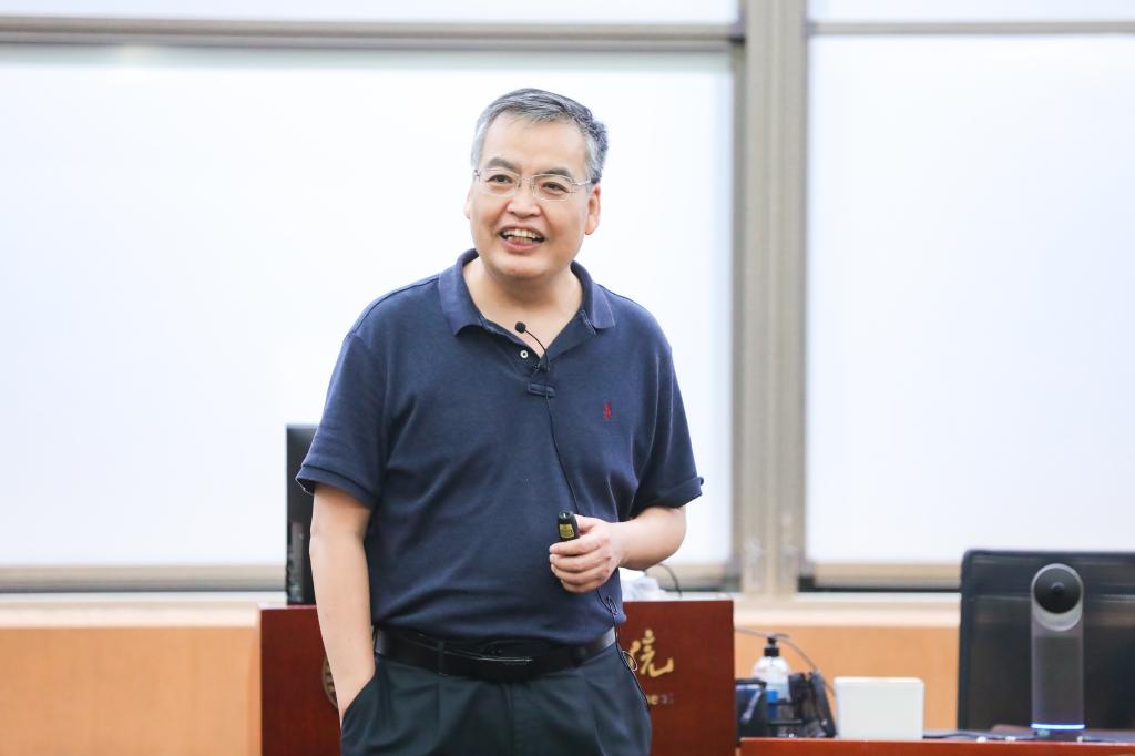 价值引领与职业规划 | 贾春新：修养路德，对峙做“儒商”