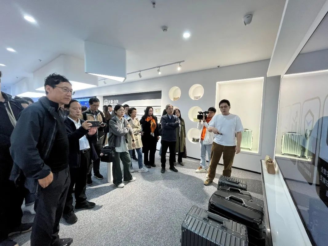 8C2F645A09FFE335E76638B5073_D359B5E6_207E9