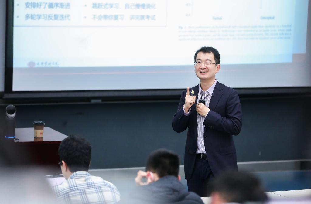 NG视讯第一课 | 滕飞：未名其表，博雅于心