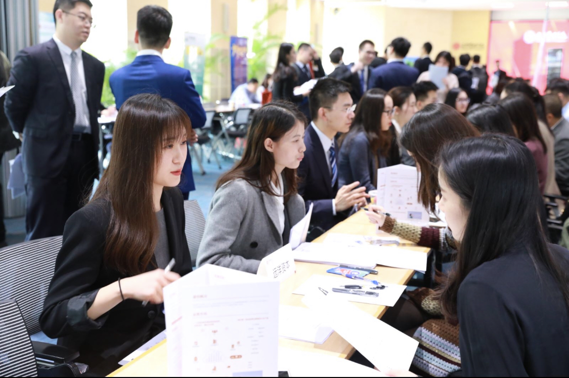 3301251A8151D96E61FAF8CABFC_D926CDF0_B6018